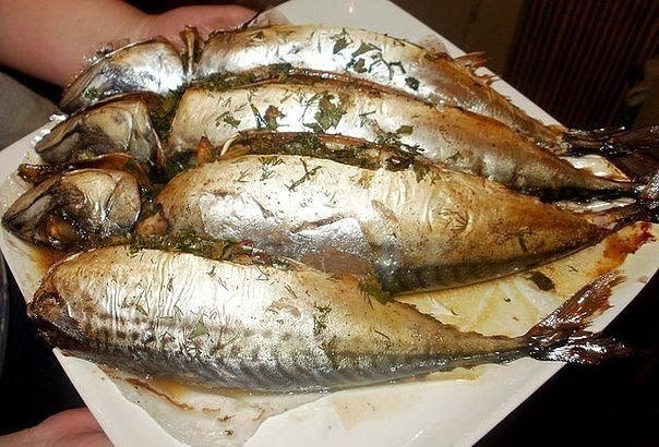 Запекание рыбы в фольге. (скумбрия)