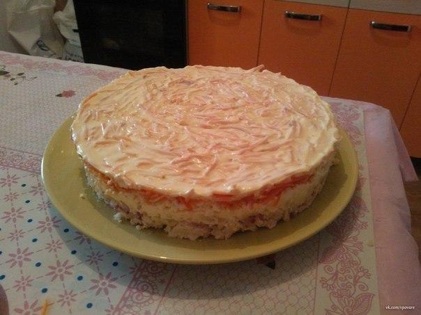 Очень вкусный салат из корейской моркови. (Муж лопает за обе щеки).