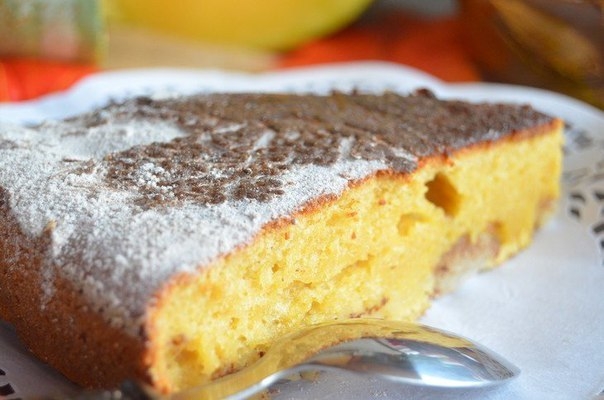 Тыквенная шарлотка с яблоками и хрустящей коричной корочкой