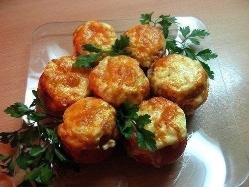 'Помидоры, фаршированные курицей'