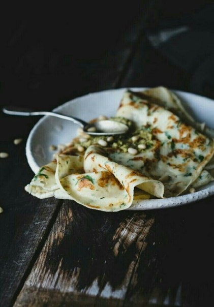 Блины на пиве с сыром и зеленью Блины на пиве с сыром и зеленью