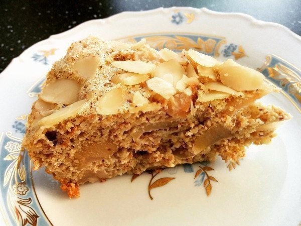 Диетическая шарлотка без муки