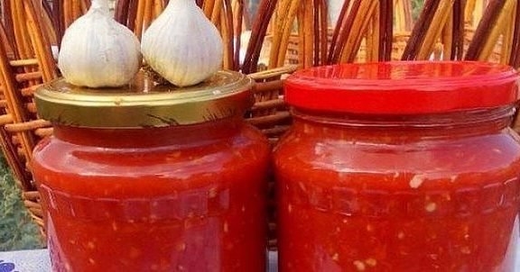 &laquo;Холодная&raquo; аджика без варки: очень вкусно и свежо!