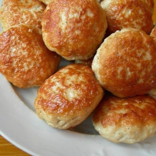 Куриные котлеты с картофелем