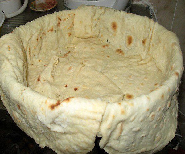Быстрый пирог из лаваша (и тесто ставить не надо!)