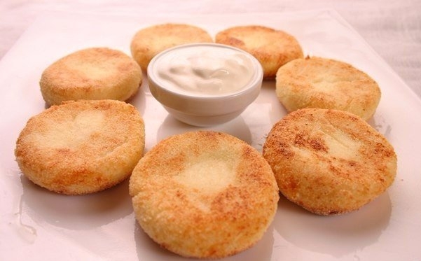 Сырники с черносливом и курагой без жарки Сырники с черносливом и курагой без жарки