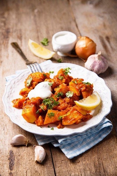 Карри с картофелем и цветной капустой