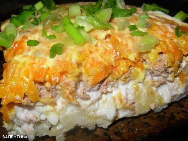 Простой печеночный салатик.