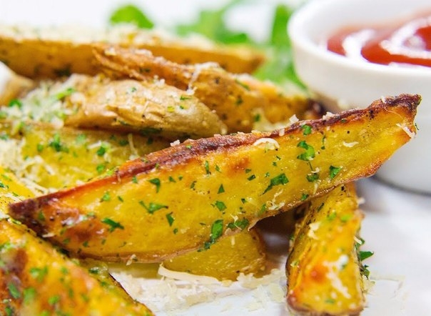 САМЫЕ ВКУСНЫЕ РЕЦЕПТЫ С КАРТОФЕЛЕМ: ТОП-9 РЕЦЕПТОВ