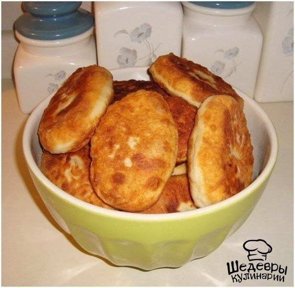 БЫСТРЫЕ ПИРОЖКИ С МЯСОМ