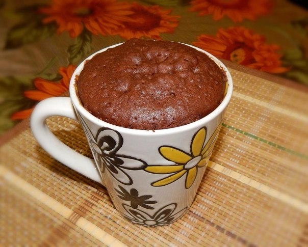 Шоколадный кекс за 3 минуты в микроволновке