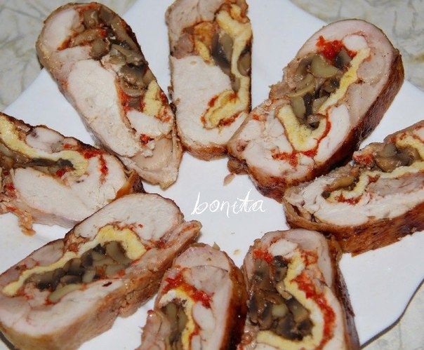 Закусочный куриный рулет.