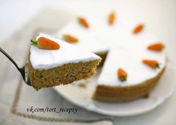 Морковный торт R&uuml;bli Kuchen