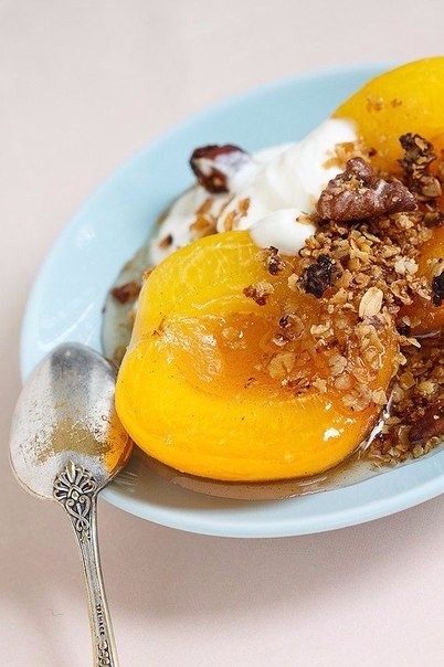 Абрикосы в меду.