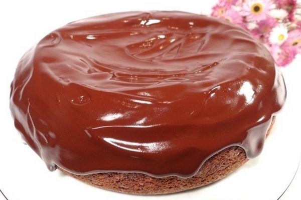 Шоколадный пирог с Нутеллой в мультиварке