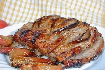 Корейка с яблоками