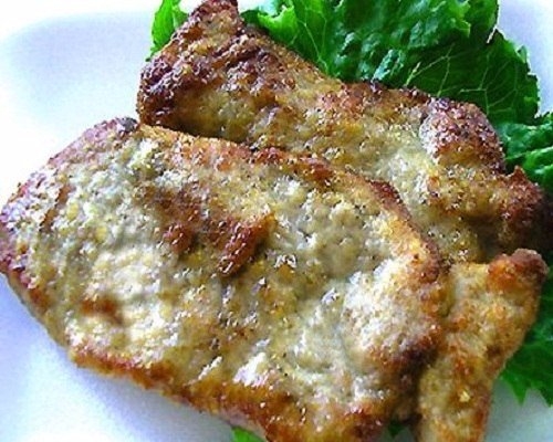 Мясные лепешки с сыром