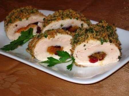 Куриные рулетики с курагой (употреблять в любое время суток)