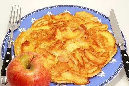 Омлет яблочный