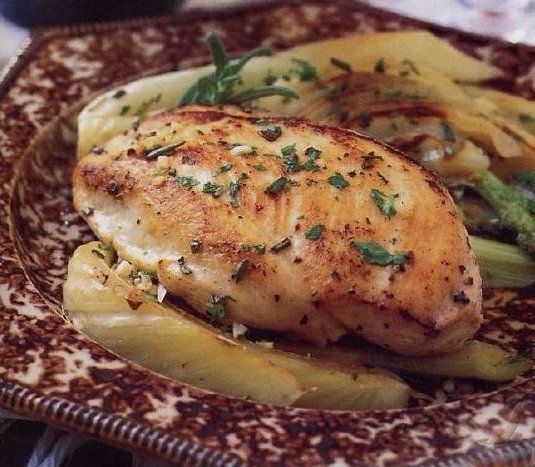 Куриная грудка с фенхелем