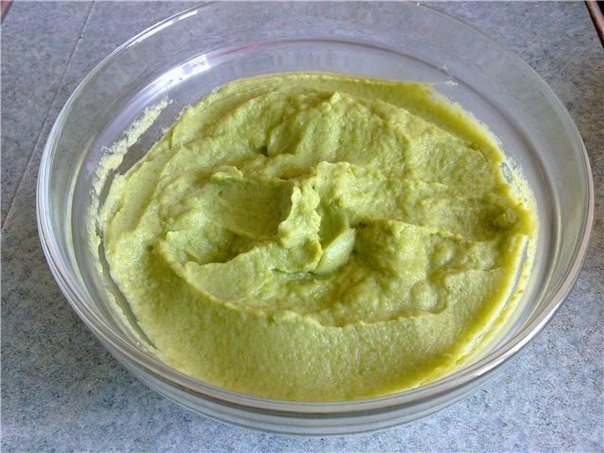 Нежнейший соус из кабачков и авокадо