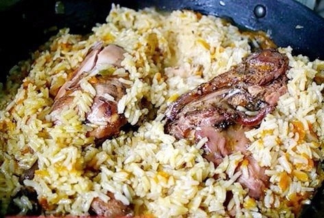 Жаркое из кролика с рисом.