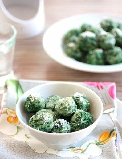 Клецки из шпината