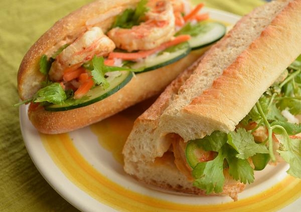 Вьетнамский сэндвич Бан Мин