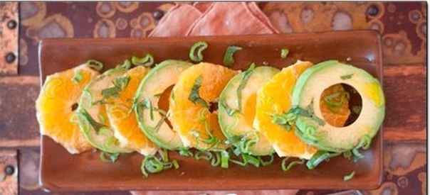 Салат с авокадо и апельсином