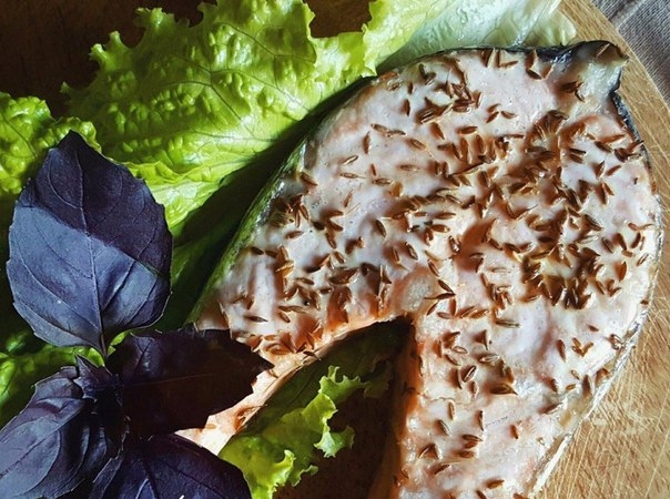 Сколько раз в неделю в вашем рационе питания присутствуют блюда из красной рыбы?