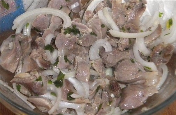 Маринованные куриные желудочки