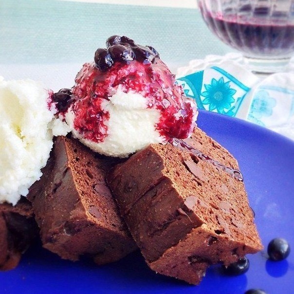 БРАУНИ С АВОКАДО