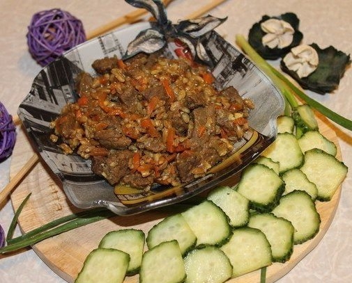 Плов из незаслуженно забытой полбой