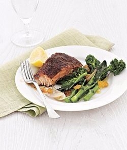 КРАСНАЯ РЫБА С БРОККОЛИ