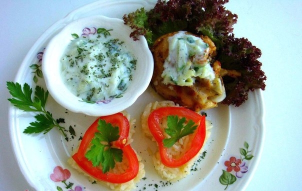 Курица с соусом "Цацики"