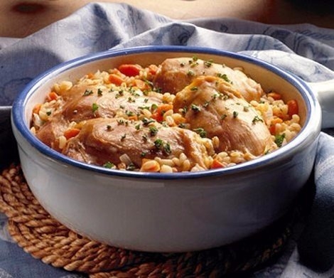 Перловая каша с томатом и курицей в мультиварке