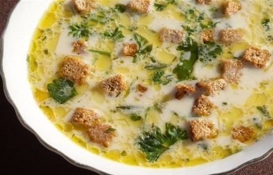 Сырный суп с шампиньонами и сухариками