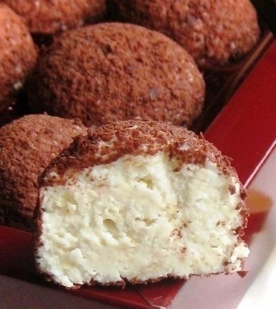 Самые нежные и вкусные конфетки из полезного творога и хрустящих орешков! Угощаю рецептом!