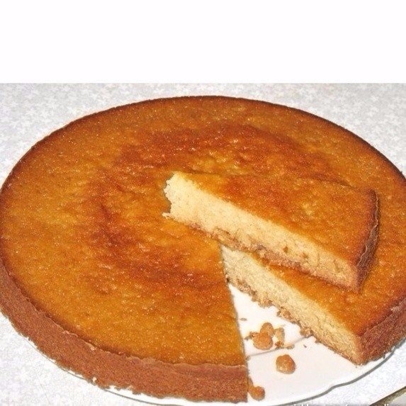 Пышный воздушный манник невероятно хорош! Съедается за минуты!