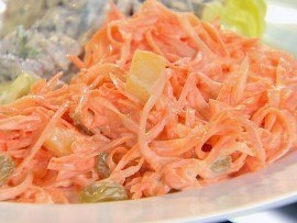 Салат из моркови с изюмом – вкусный и освежающий салат, который идеально подходит для любого времени года. Сладкий салат из моркови можно съесть как отдельное блюдо или приготовить в качестве гарнира к блюдам из курицы. Салат из моркови с изюмом – вкусный и освежающий салат, который идеально подходит для любого времени года. Сладкий салат из моркови можно съесть как отдельное блюдо или приготовить в качестве гарнира к блюдам из курицы.