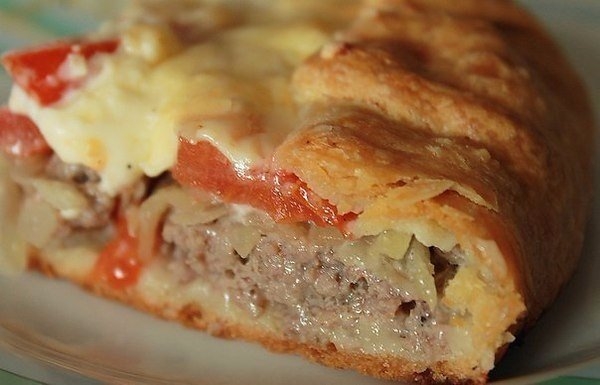 Пирог - просто восторг! Нежное картофельное тесто и много-много сочной и ароматной начинки советуем 