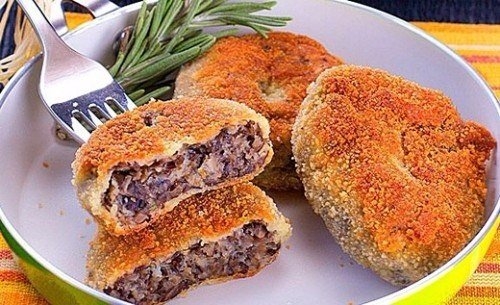 Аппетитные сочные котлетки из грибов в хрустящей панировке! Чудесно получается!