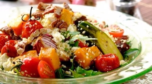 яркий красочный насыщенный салат станет хитом вашего застолья! Встречаем заморское блюдо!