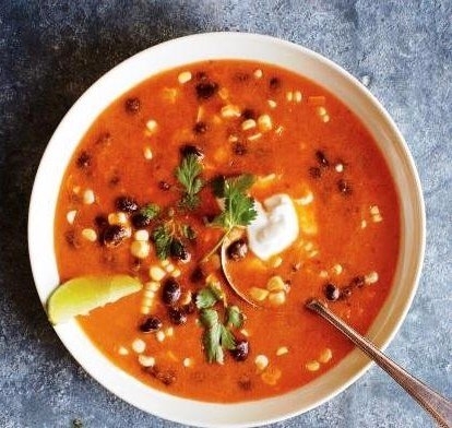 Наваристый сытный суп насыщенного цвета и вкуса! Угощайтесь рецептом!
