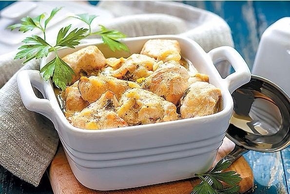 Пряная курочка идеальна к обеду или ужину для всей семьи! Готовьте с удовольствием!