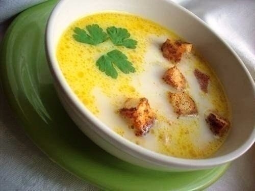 Что называется "суп из топора"! Всего парочка ингредиентов, а как вкусно и пикантно!