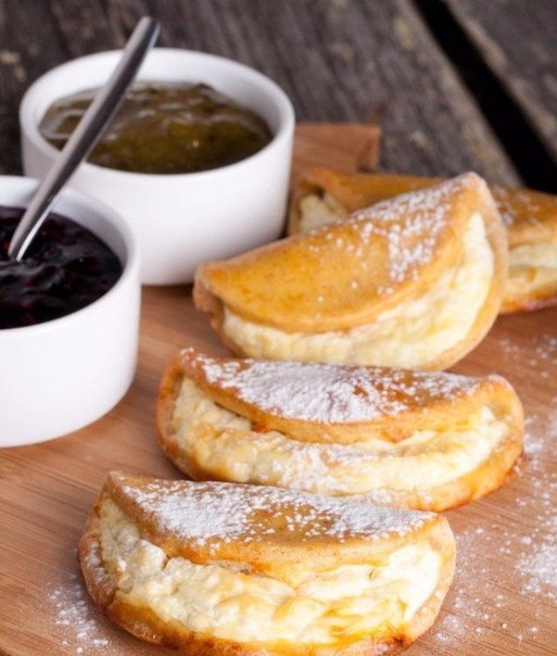 Румяные ароматные сочни из полезного творожка! Деткам на радость!