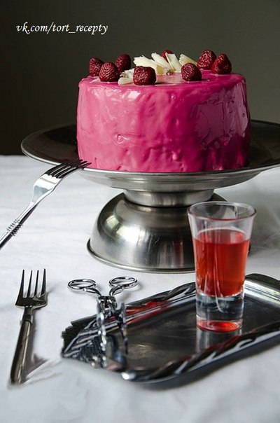 Клубничный торт-суфле