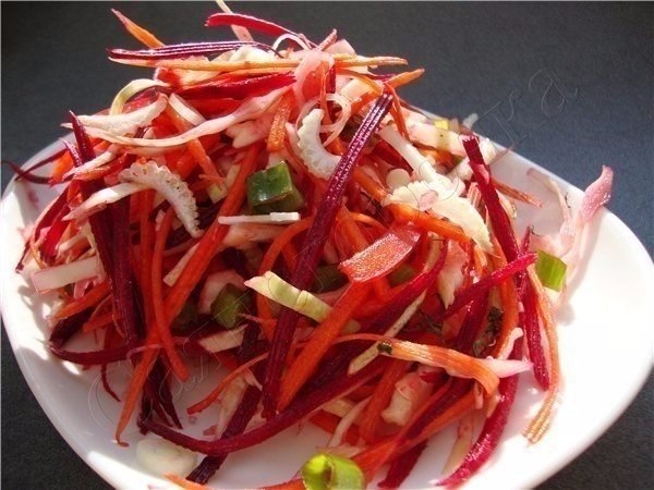 Волшебный салат "Щетка"! Уменьшаем живот и предупреждаем авитаминоз!