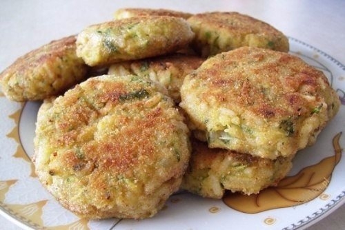 Такие "котлетки" можно кушать сколько угодно и не переживать за фигурку! Сочно и вкусно!